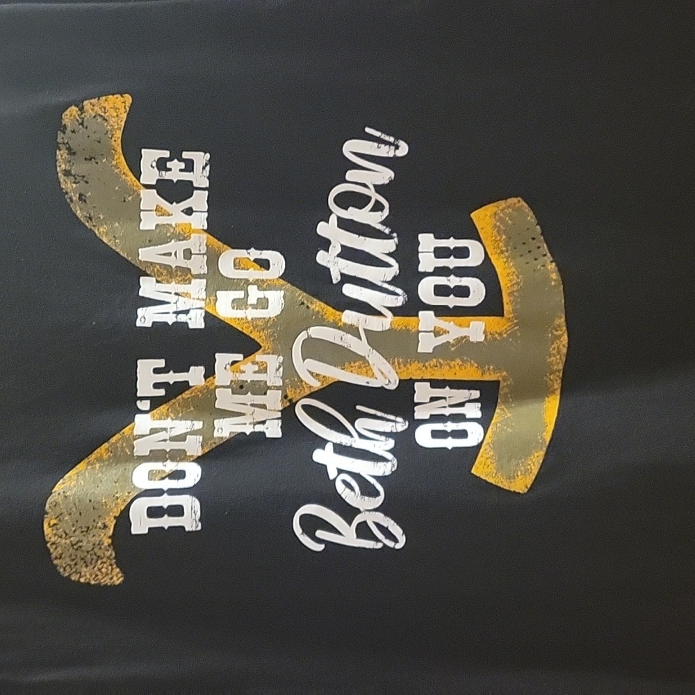 Yellowstone Dutton Ranch T-Shirt short sleev Beth Dutton Medium black and yellow